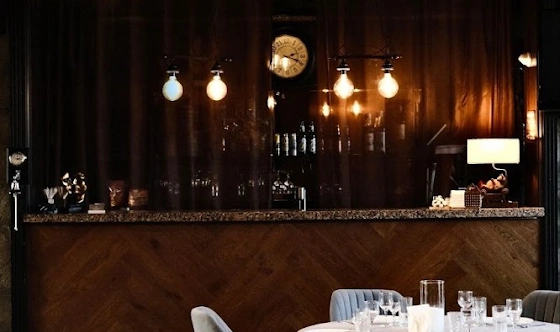 Фото №2 зала Зал с камином