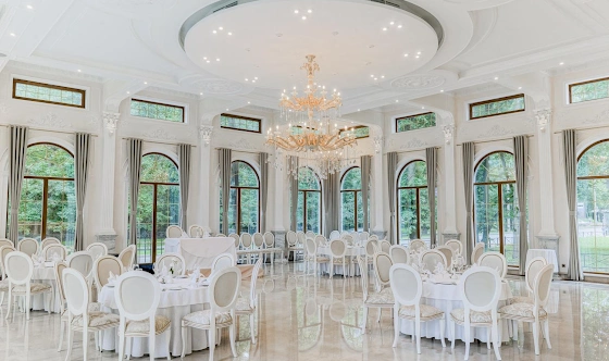 Фото №3 зала Ресторан "Romanoff's"