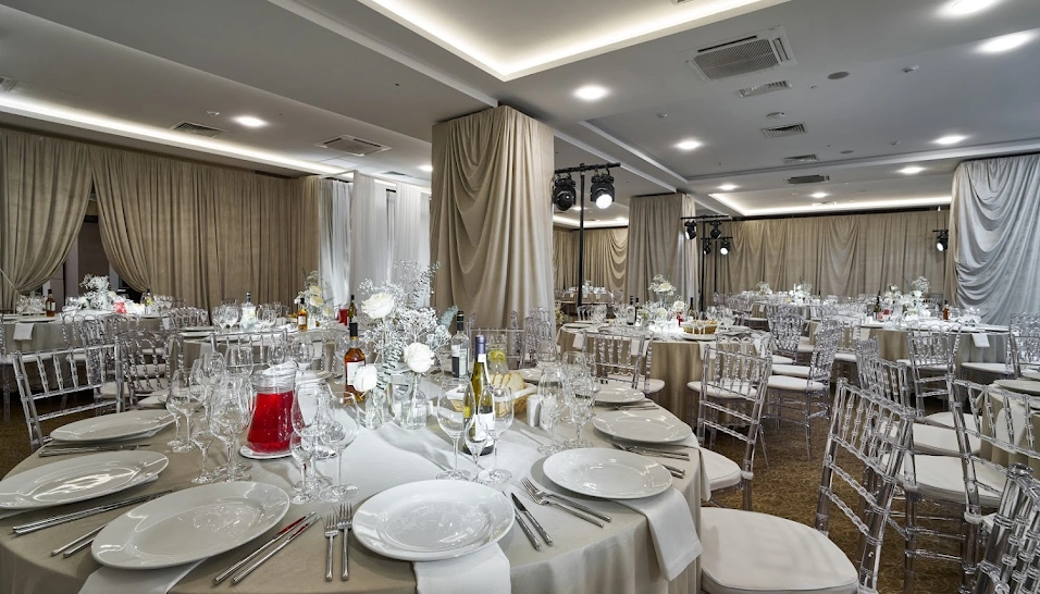 Фото №14 зала Зал «Губернаторский»