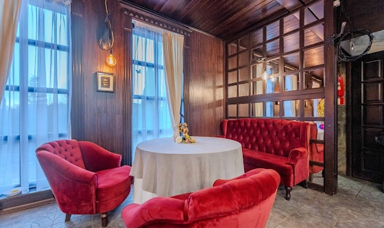 Фото №17 зала Зал с камином