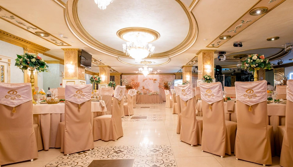 Фото №1 зала Банкетный зал «Династия»