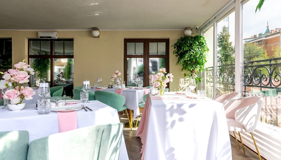 Фото №5 зала Терраса с панорамными окнами