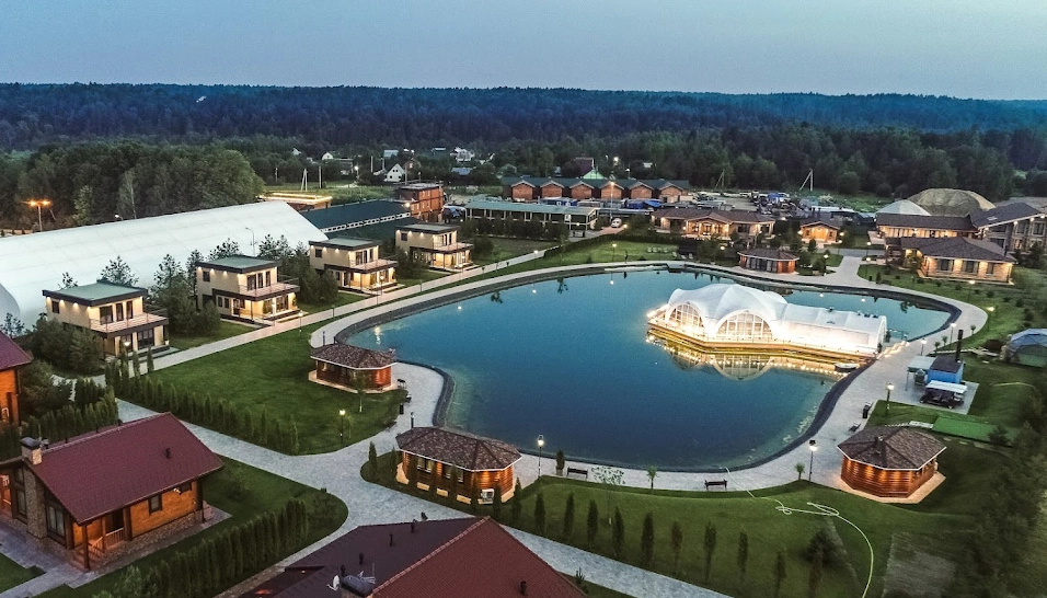 Фото №10 зала Банкетный зал «На озере»