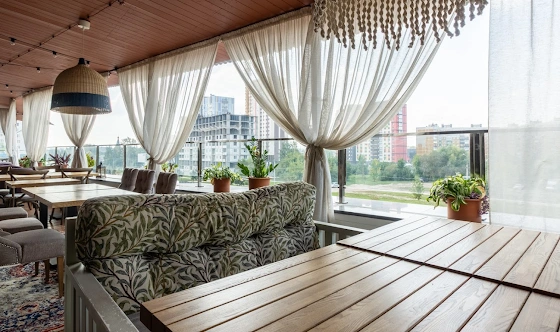 Фото №2 зала Летняя веранда