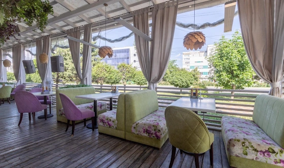 Фото №3 зала Летняя веранда