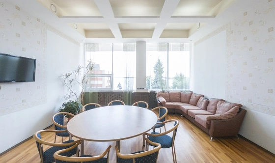 Фото №4 зала Переговорная комната