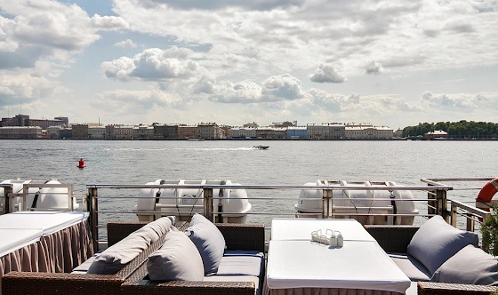 Фото №3 зала Открытая верхняя палуба 