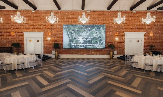 Фото №13 зала Зал «Каретный двор»