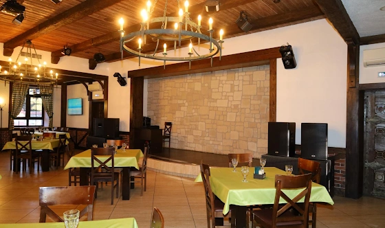 Фото №13 зала Основной зал ресторана 