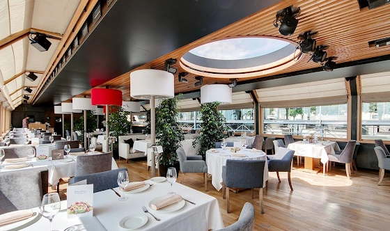 Фото №6 зала Застекленная палуба 