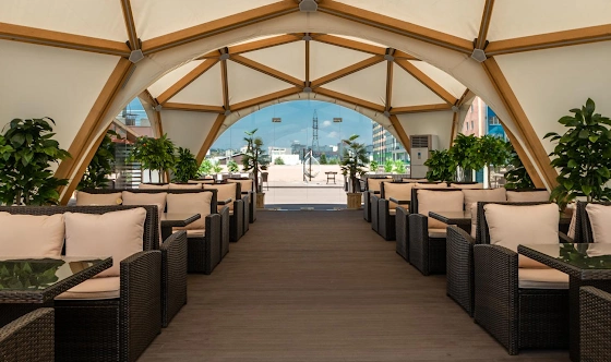 Фото №17 зала Летний шатер на крыше