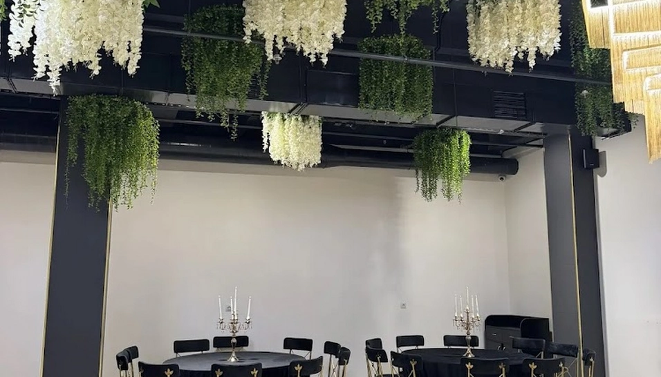 Фото №6 зала Средний зал