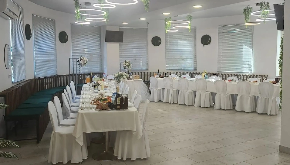 Фото №3 зала Panda Cafe