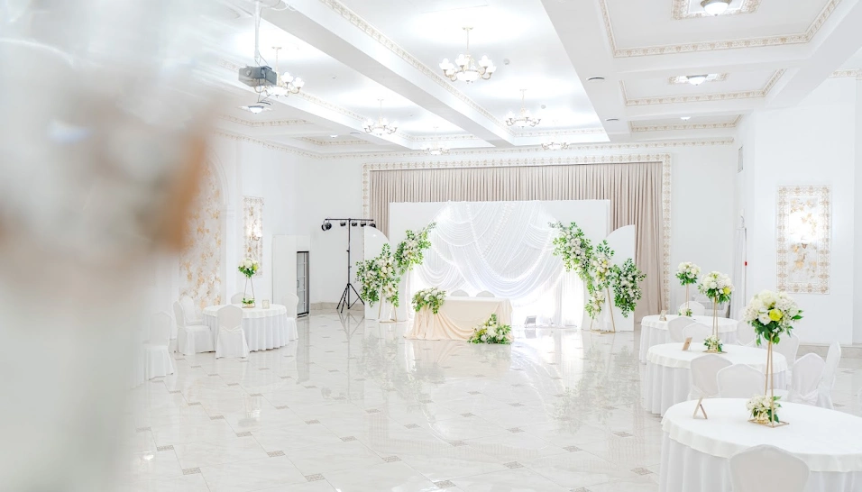 Фото №11 зала Версаль