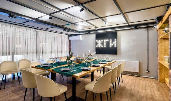 Фото №3 зала VIP-комната