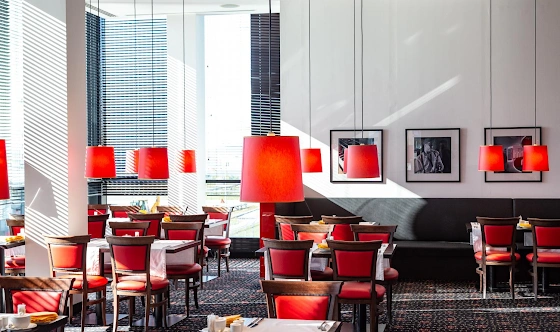 Фото №2 зала Ресторан Sunlight