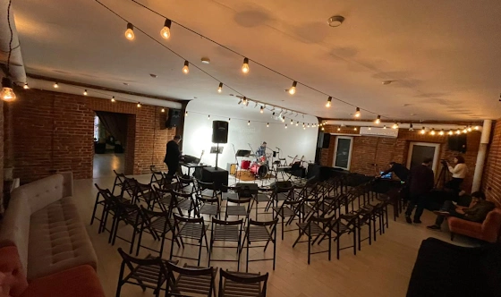 Фото №19 зала Зал "Лофт Толстого"