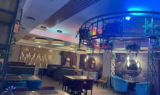 Фото №4 зала Зал «Версаль»