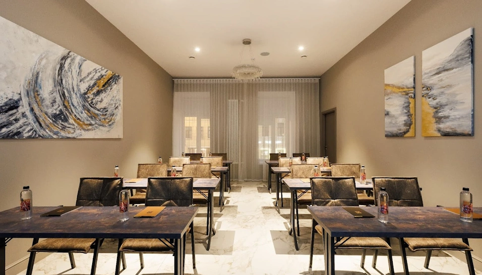 Фото №1 зала Конференц-зал  "Suzor"