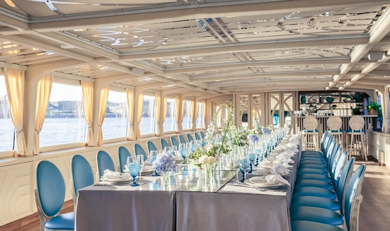 Фото №3 зала Палуба