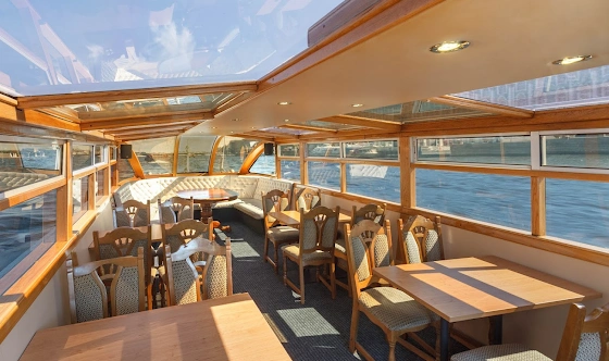 Фото №1 зала Палуба