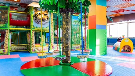 Фото №2 зала Детский парк Babyland 