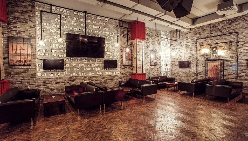 Фото №2 зала Караоке-зал