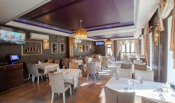 Фото №2 зала Зал ресторана на 2 этаже