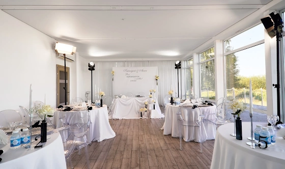 Фото №4 зала Зал «У озера»