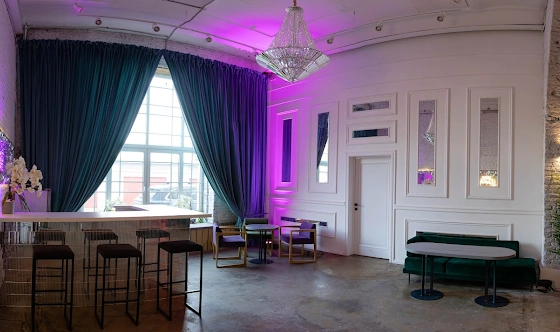 Фото №3 зала Лофт Lili