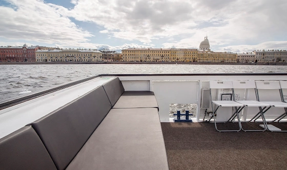 Фото №8 зала Палуба