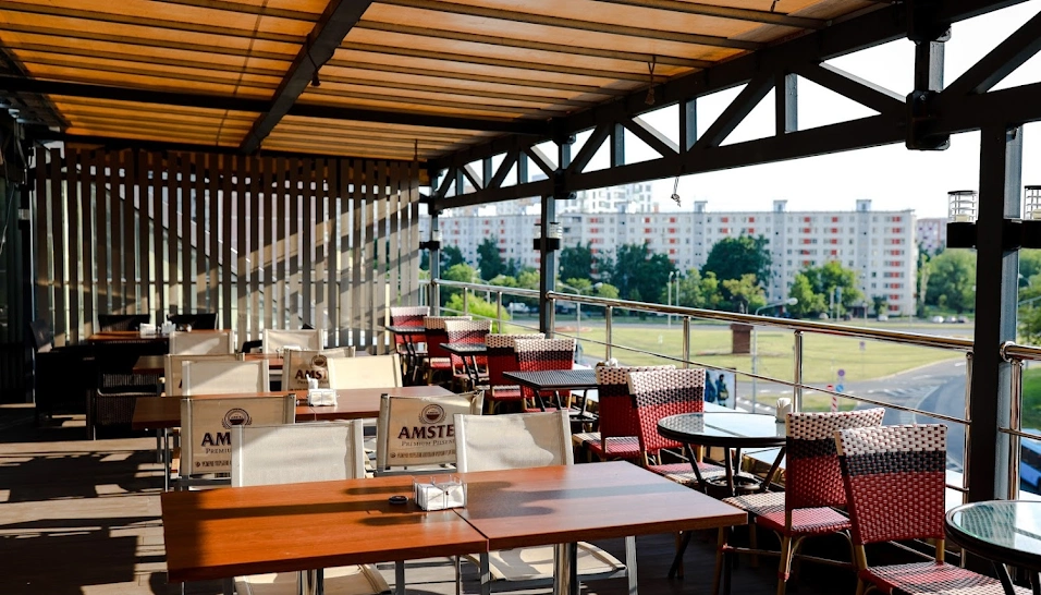 Фото №1 зала Летняя терраса 