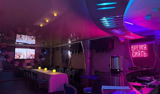 Фото №2 зала Караоке-бар