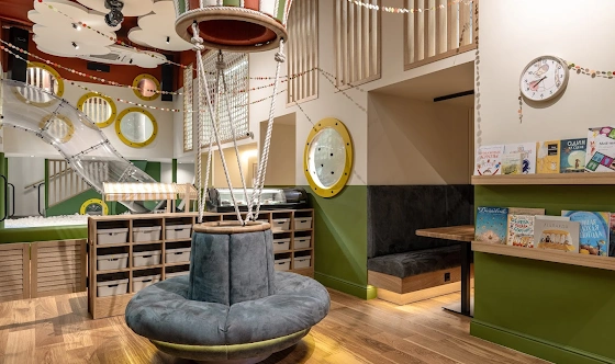 Фото №1 зала Июль Детям 