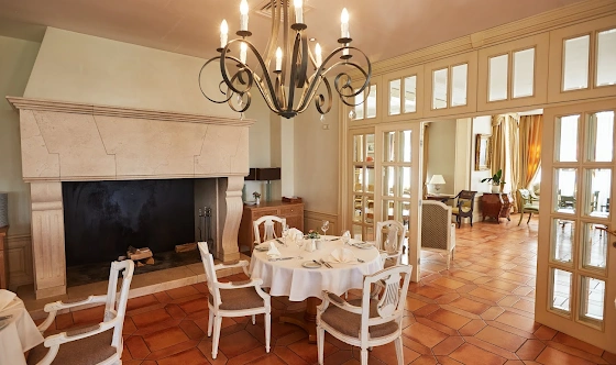 Фото №4 зала Зал "Дача Брассери"