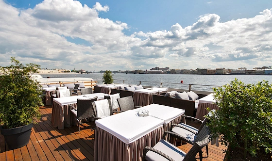 Фото №10 зала Открытая верхняя палуба 