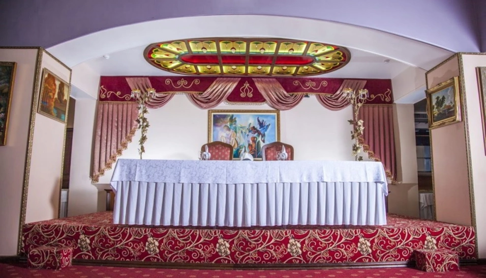 Фото №4 зала Зал «Витражный»