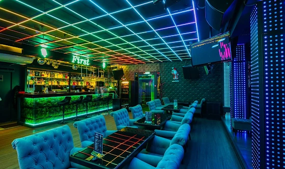 Фото №5 зала Караоке- клуб