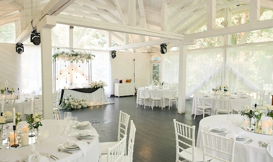 Фото №2 зала Веранда и Старинный особняк