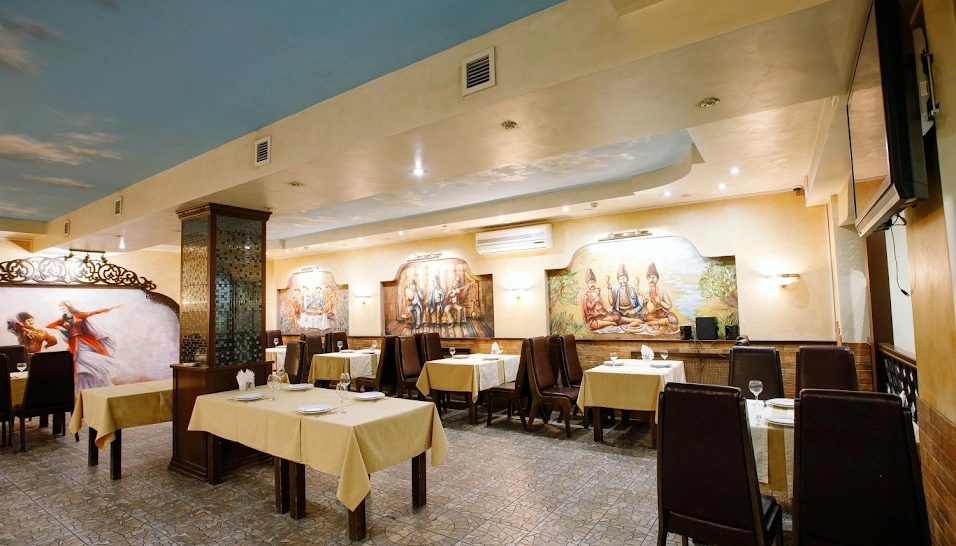 небо над головой - Picture of Bakinskiy Dvorik, Voronezh - Tripadvisor