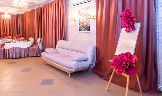 Фото №12 зала Коттедж с банкетным залом