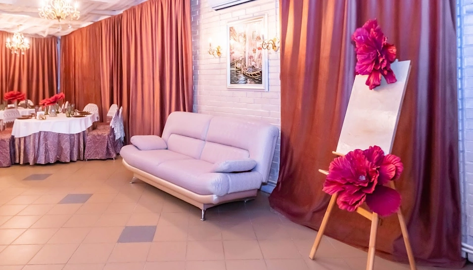 Фото №12 зала Коттедж с банкетным залом