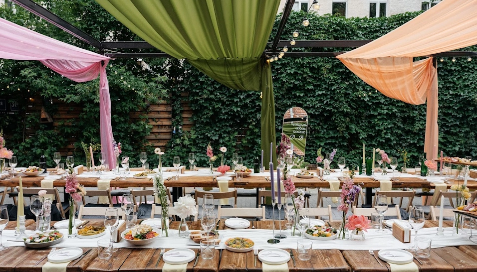 Фото №2 зала Wine Yard/Винный двор