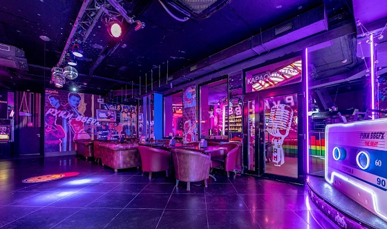 Фото №2 зала Танцпол и караоке 