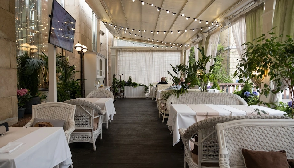 Фото №2 зала Летняя терраса 