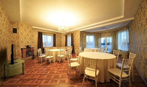 Фото №5 зала  "Замок на Неве"