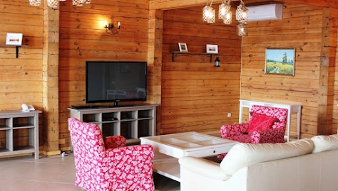 Фото №5 зала Альпийские дома "Прибрежный поселок"