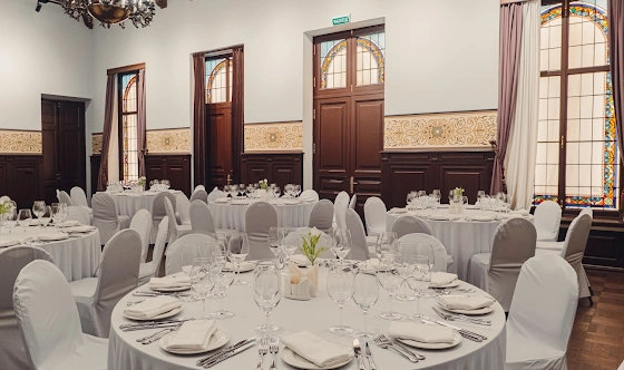 Фото №5 зала Зал "Дубовый"