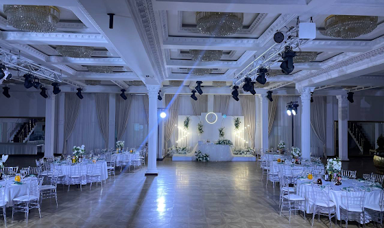 Фото №1 зала Зал «Суриковъ Холл»