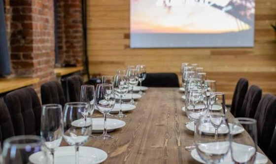 Фото №9 зала BROSKO PLACE ECO